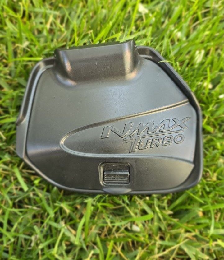 Nmax Techmax 125/155 2025-2026 Modifiye Sol Torpido Kapak Yaylı Sistem Turbo Logo