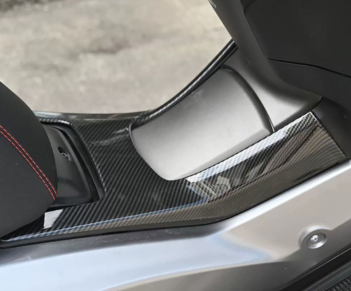 Nmax Techmax 125/155 2025-2026 Depo Çerçevesi Aksesuar Karbon Kapak